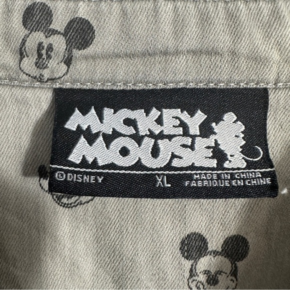 NEW Disney Mickey Mouse XL button up shirt, cotton, gray/black - Picture 3 of 14